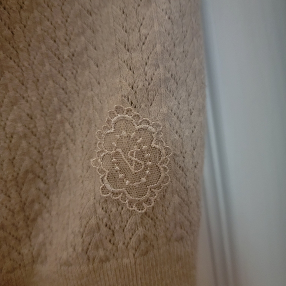 VC Knit Cardigan - Picture 3 of 5